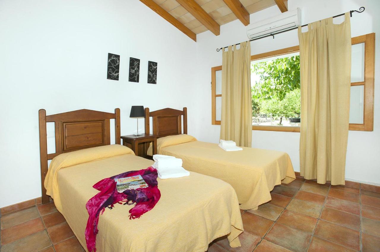 Burgues Villa